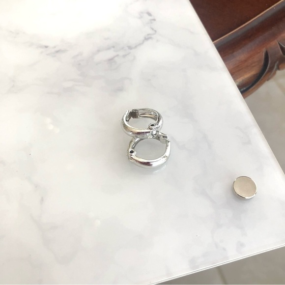 Vintage Silver Tone Clip Ons Hoop Earrings - Picture 3 of 3